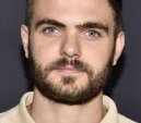 Alex Roe