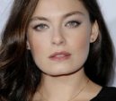 Alexa Davalos