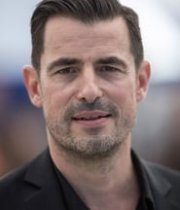 Claes Bang